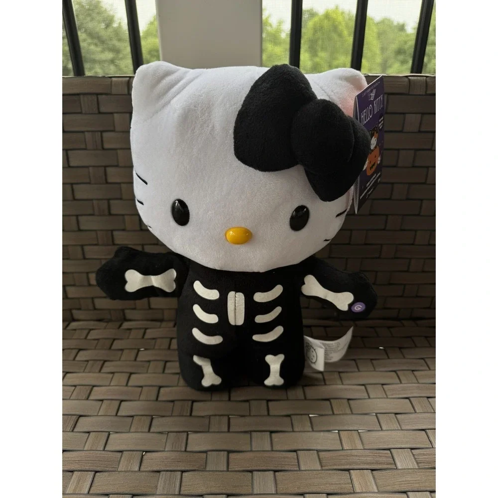 Hello Kitty Halloween 2024 Side Stepper 13